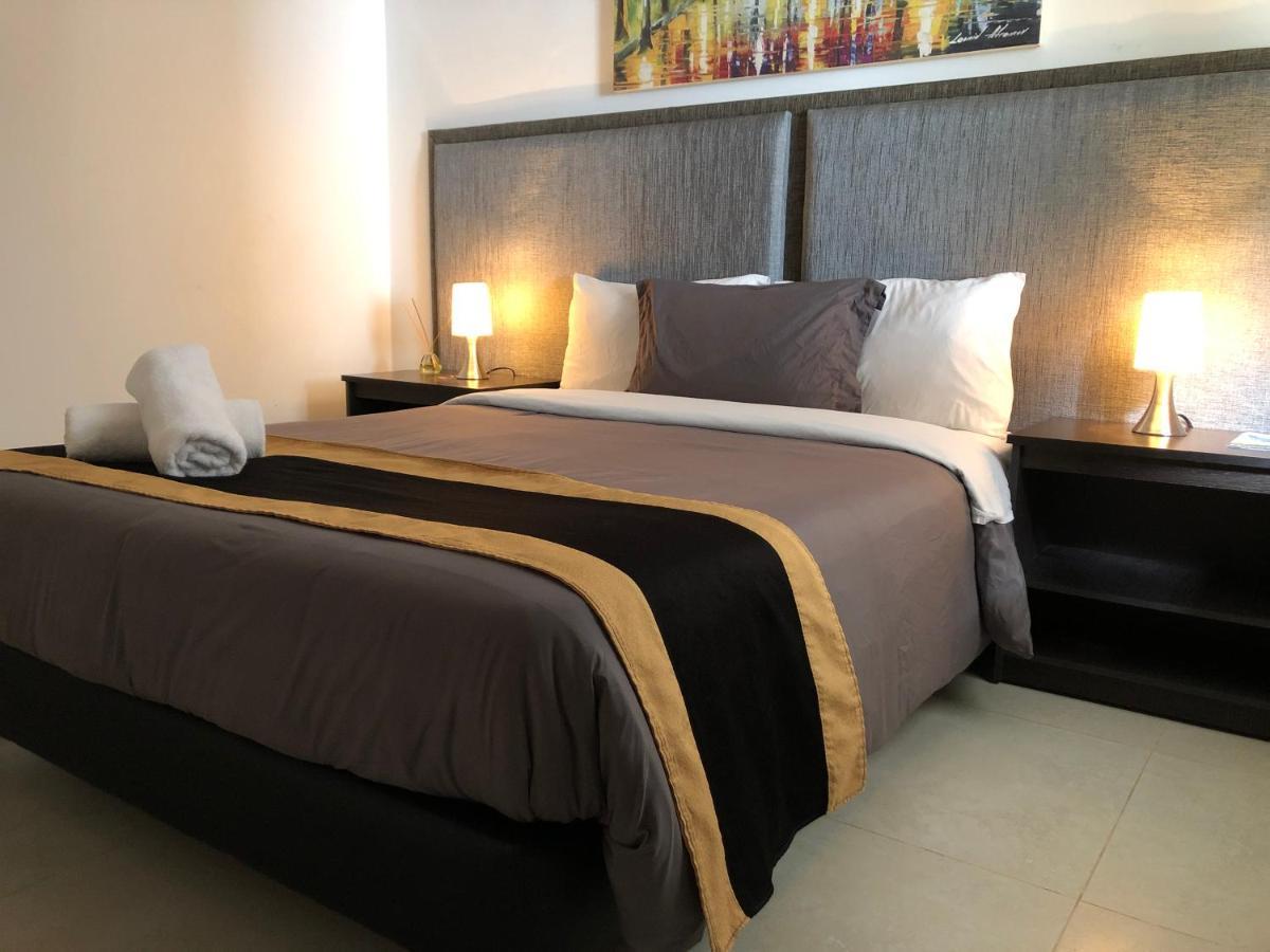 Beta Hotel Саленто Экстерьер фото